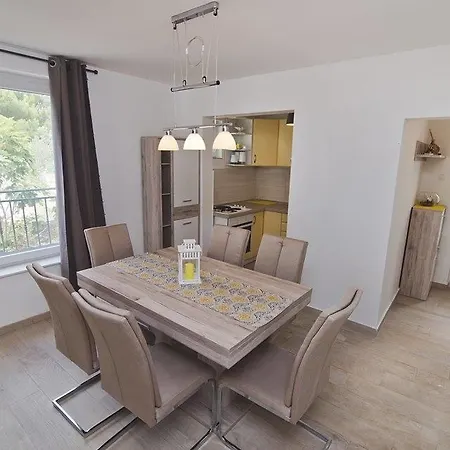 Apartamento Obratov Tisno