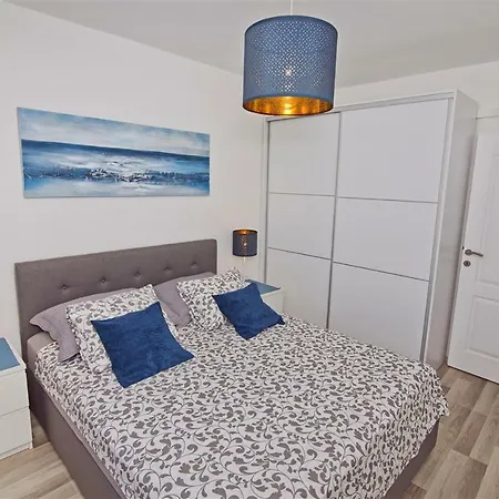 Obratov Apartamento Tisno